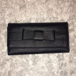 LIKE NEW Black Wallet 🖤!!